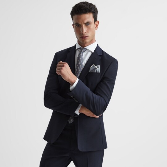 OUTLET SUITS